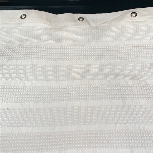 White fabric shower curtain - Picture 1 of 1